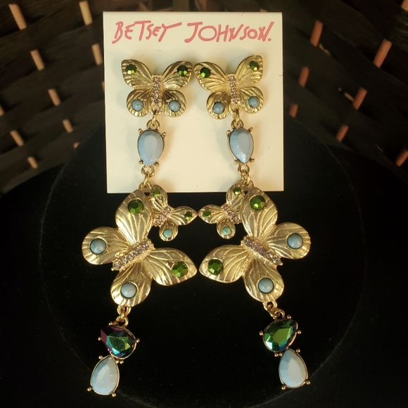 Betsey Johnson Matching Butterfly 🦋 Earrings - Picture 1 of 10